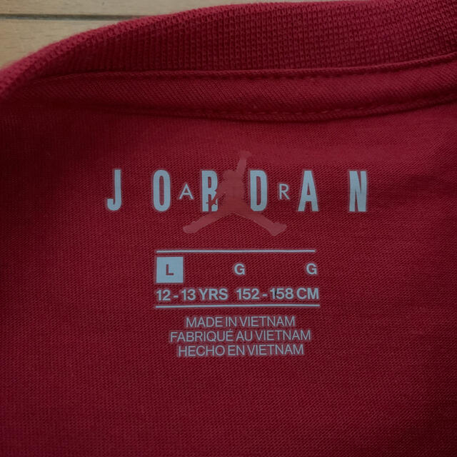 NIKE(ナイキ)のJORDANTシャツ赤（160） キッズ/ベビー/マタニティのキッズ服男の子用(90cm~)(Tシャツ/カットソー)の商品写真