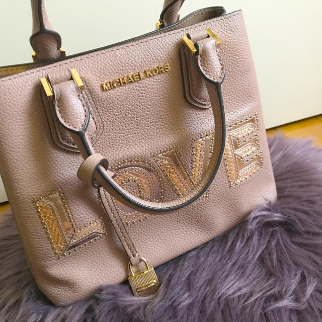 MICHAEL KORS ハンドバック　ショルダーバッグ　お出かけ　デート