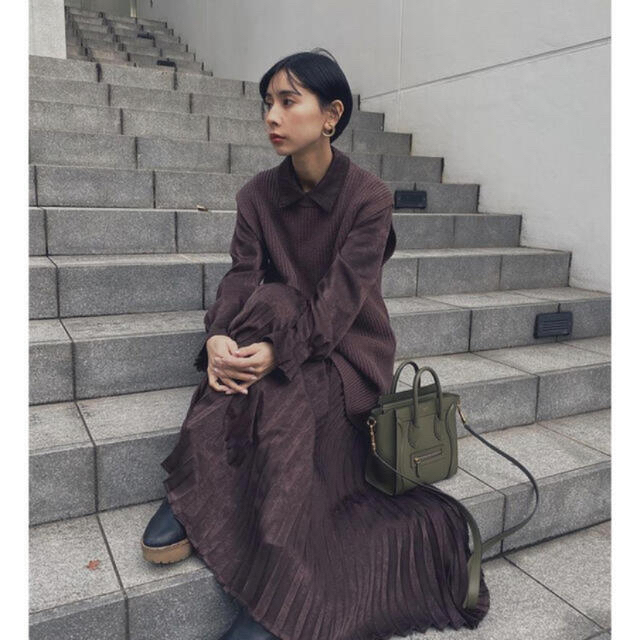 Ameri VINTAGE(アメリヴィンテージ)のVEST WITE PLEATS DRESS レディースのワンピース(ロングワンピース/マキシワンピース)の商品写真