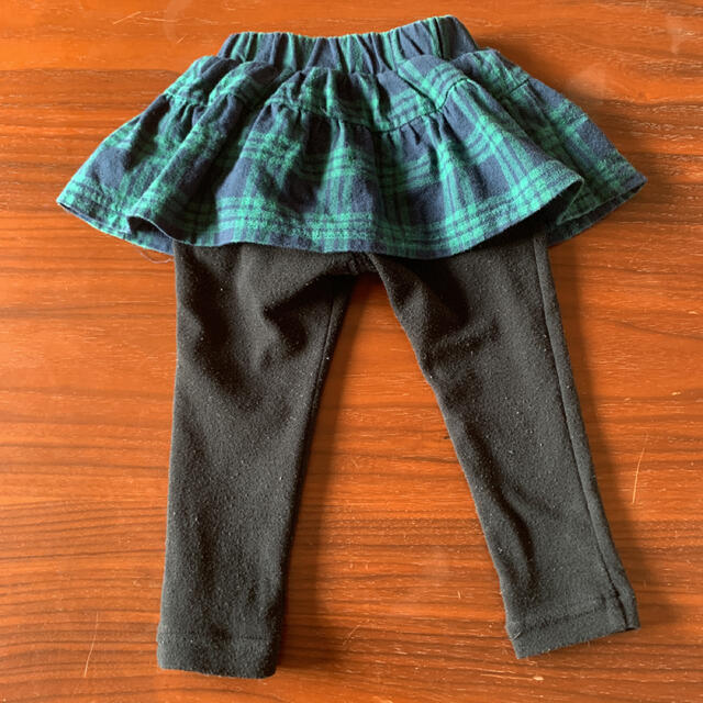 アカチャンホンポ(アカチャンホンポ)のアカチャンホンポ　スカッツ スカート ズボン　80 キッズ/ベビー/マタニティのベビー服(~85cm)(パンツ)の商品写真