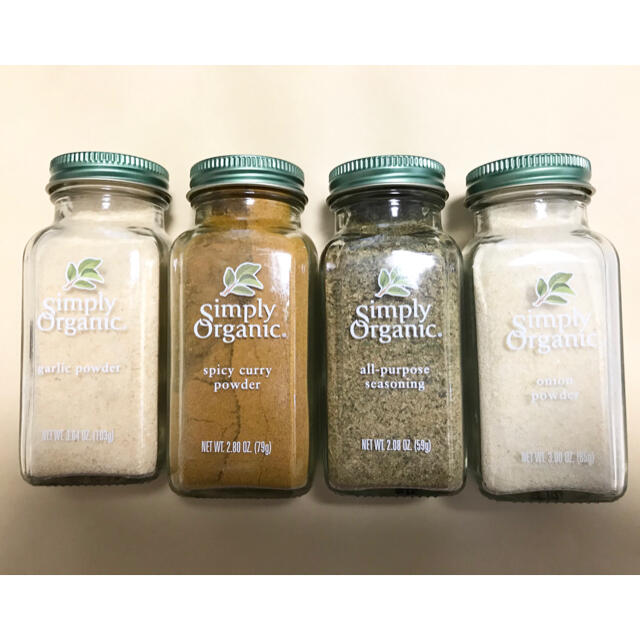 simply organic 4本セット カレー　万能　ガーリック　オニオン 食品/飲料/酒の食品(調味料)の商品写真