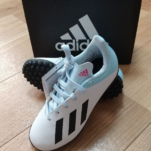 adidas アディダスサッカー トレシューX エックス  19.4 TF スポーツ/アウトドアのサッカー/フットサル(シューズ)の商品写真