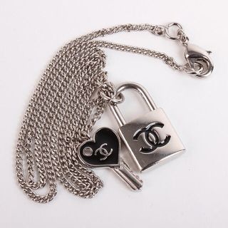CHANEL - ココマーク付きカデナハートキーネックレスの通販 by Lily's CHANEL - ココマーク付きカデナハートキーネックレスの通販 by Lily's