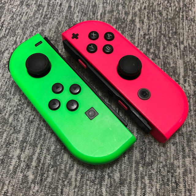 Nintendo Switch(ニンテンドースイッチ)のNintendo Switch Joy-Con 動作確認済み エンタメ/ホビーのゲームソフト/ゲーム機本体(家庭用ゲーム機本体)の商品写真