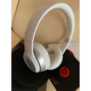 ビーツバイドクタードレ(Beats by Dr Dre)の【den様専用】ヘッドホン beats solo2(ヘッドフォン/イヤフォン)