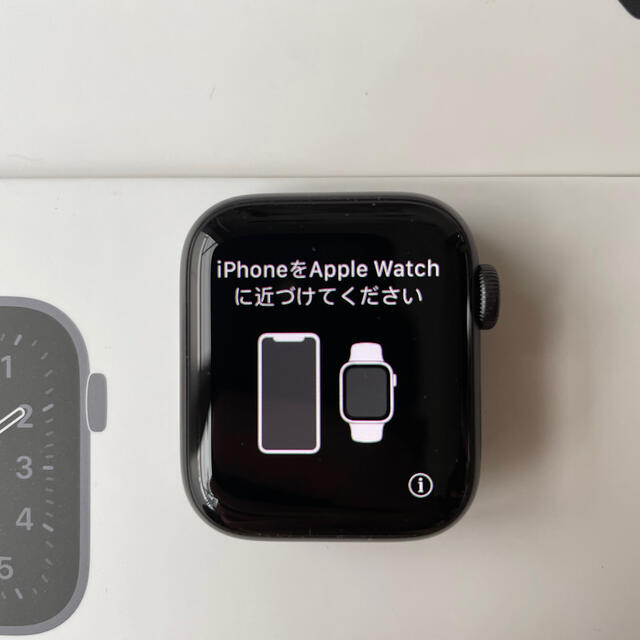 Apple Watch SE GPSモデル 40mmスペースグレイアルミニウム - 腕時計