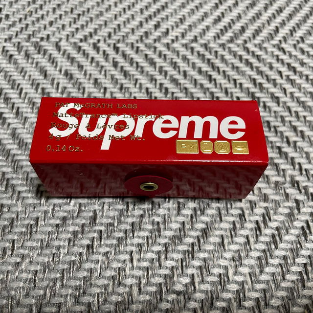 Supreme lipstick 口紅　リップスティック