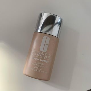 クリニーク(CLINIQUE)のCLINIQUE リキッドファンデーション　01 alabaster(ファンデーション)