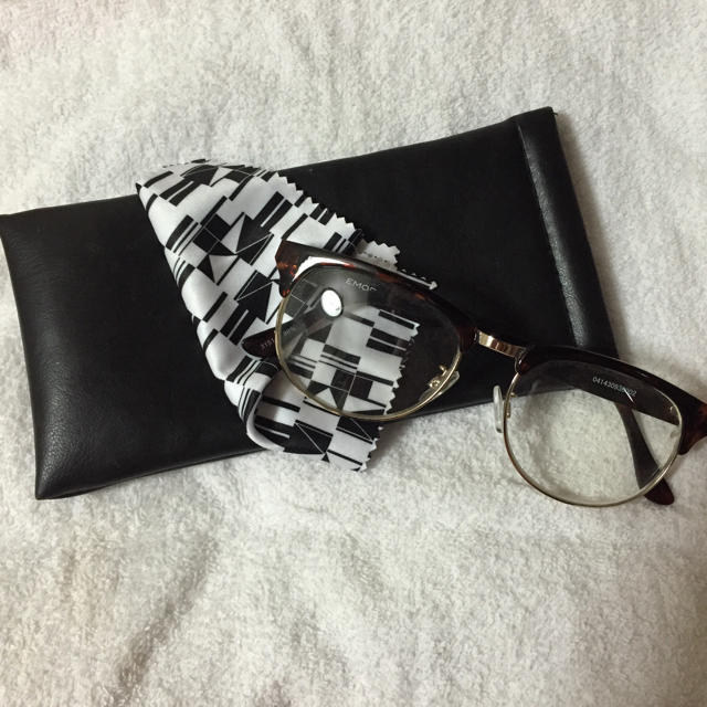 EMODA(エモダ)のemodaメガネ メンズのファッション小物(サングラス/メガネ)の商品写真