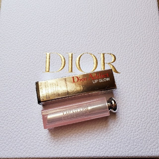 Dior(ディオール)のDior アディクト リップグロウ 001 ピンク コスメ/美容のスキンケア/基礎化粧品(リップケア/リップクリーム)の商品写真