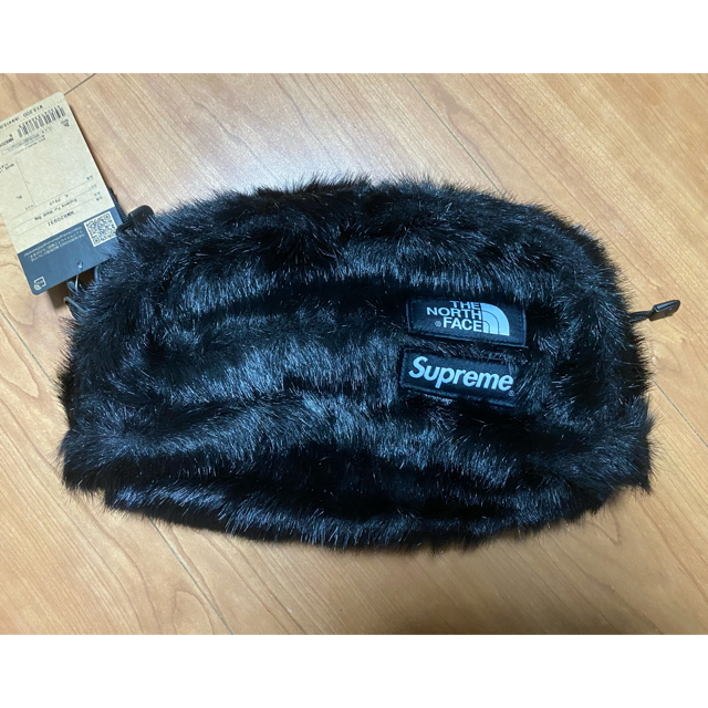 Supreme(シュプリーム)のナオさん専用　supreme the northface faux fur  メンズのバッグ(ウエストポーチ)の商品写真