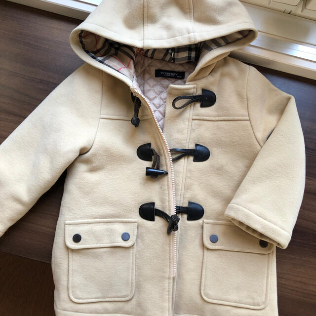 BURBERRY(バーバリー)のemmoon様専用 キッズ/ベビー/マタニティのキッズ服女の子用(90cm~)(コート)の商品写真