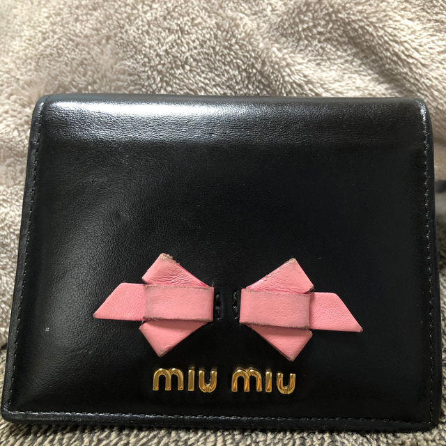 miumiu(ミュウミュウ)のmiumiu 財布 レディースのファッション小物(財布)の商品写真