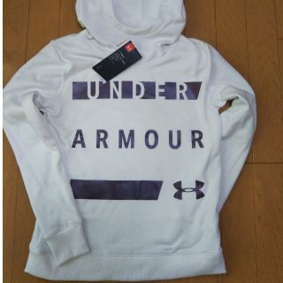 アンダーアーマー(UNDER ARMOUR)の新品タグ付き　アンダーアーマートレーナー　UNDER ARMOUR(パーカー)