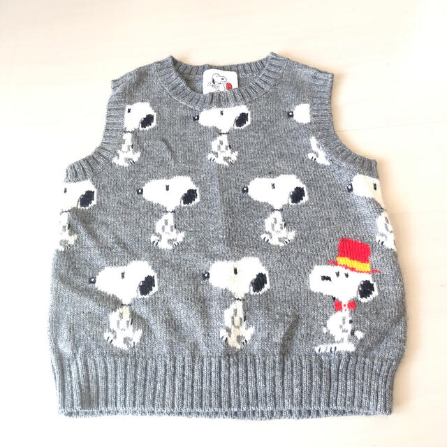 familiar(ファミリア)のfamiliar SNOOPY ベスト　100cm キッズ/ベビー/マタニティのキッズ服男の子用(90cm~)(ニット)の商品写真