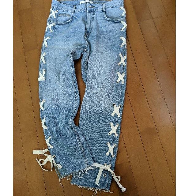 ZARA(ザラ)のZARAレースアップジーンズ☆お値下げ中☆ レディースのパンツ(デニム/ジーンズ)の商品写真