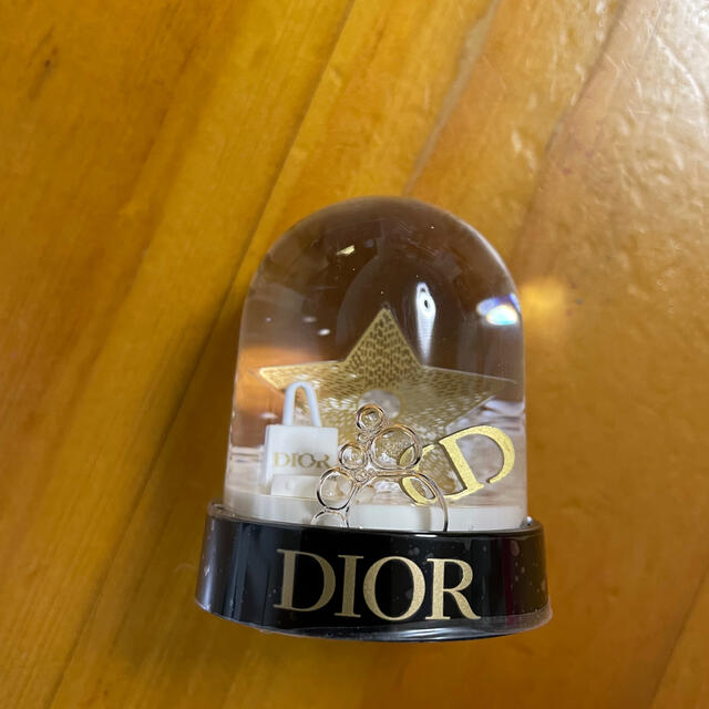 Dior(ディオール)のディオールノベルティ★スノードーム新品 エンタメ/ホビーのコレクション(ノベルティグッズ)の商品写真