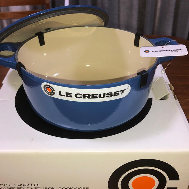 お買得!】 CREUSET LE - 20cm Ronde Cocotte CREUSET ル・クルーゼ LE 株式会社カプコン 黄色 イエロー☆未使用品☆レシピ本付〜送料込 ル・クルーゼ 鍋 20cm 調理器具