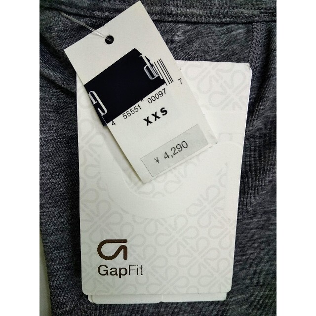 GAP(ギャップ)のB02 新品 GAP グレー スポーツブラトップ スポーツ/アウトドアのランニング(ウェア)の商品写真