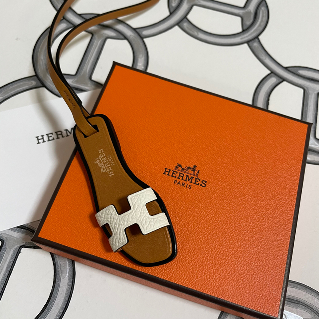 Hermes - エルメス オランチャーム ナタ 新品 ロデオ パドック バーキン ケリーにの通販 by love's shop｜エルメスならラクマ