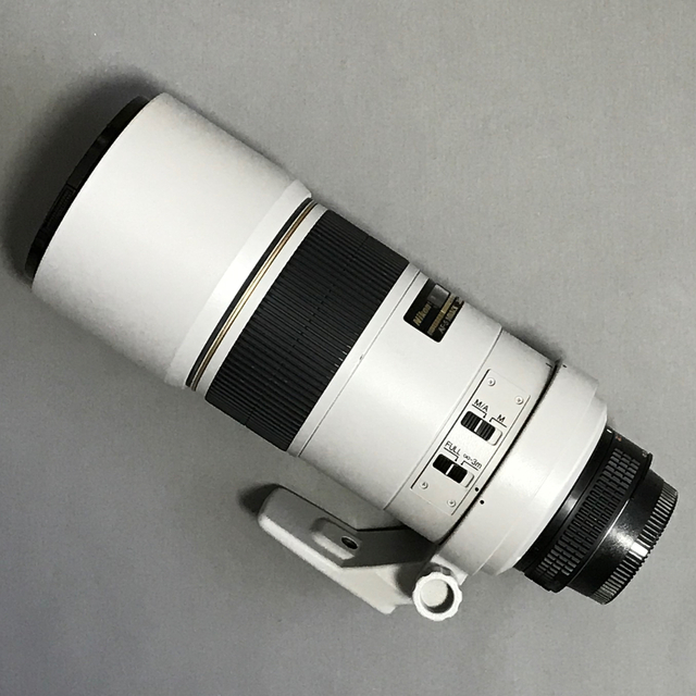 Nikon Ai AF-S Nikkor 300mm f/4D IF-ED B品