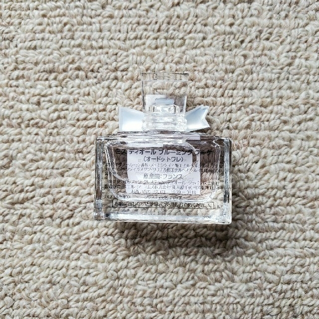 Dior(ディオール)のDior ミニ香水 コスメ/美容の香水(香水(女性用))の商品写真