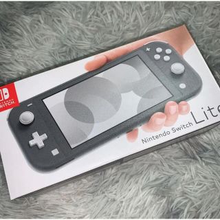 ニンテンドースイッチ(Nintendo Switch)のNintendo Switch Lite グレー "値下げ"(家庭用ゲーム機本体)