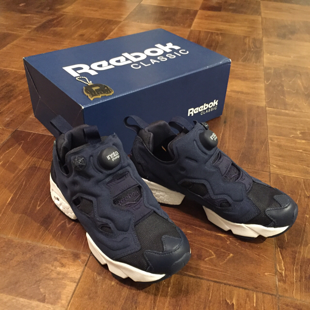 Reebok(リーボック)の【送料無料】新品★NAVY23cm レディースの靴/シューズ(スニーカー)の商品写真