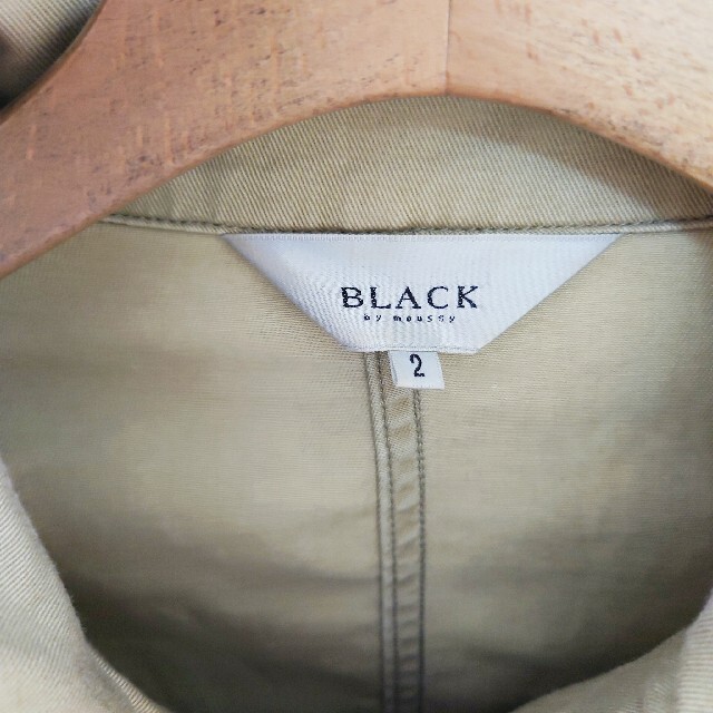 BLACK by moussy(ブラックバイマウジー)のMOUSSY マウジー　ミリタリージャケット レディースのジャケット/アウター(ミリタリージャケット)の商品写真