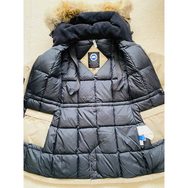 CANADA GOOSE(カナダグース)のカナダグース　レディース　ダウンジャケット レディースのジャケット/アウター(ダウンジャケット)の商品写真