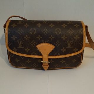 ルイヴィトン(LOUIS VUITTON)のルイヴィトン ショルダー ソローニュ(ショルダーバッグ)