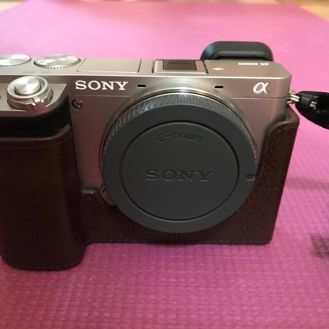 SONY ミラーレス一眼カメラα6000ボディ(シルバー)