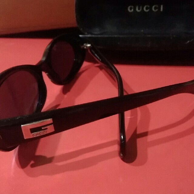 Gucci(グッチ)のグッチサングラス レディースのファッション小物(サングラス/メガネ)の商品写真