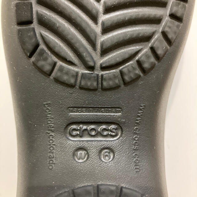 crocs(クロックス)のクロックス　フラットシューズ カディ ウィメンズ  レディースの靴/シューズ(サンダル)の商品写真