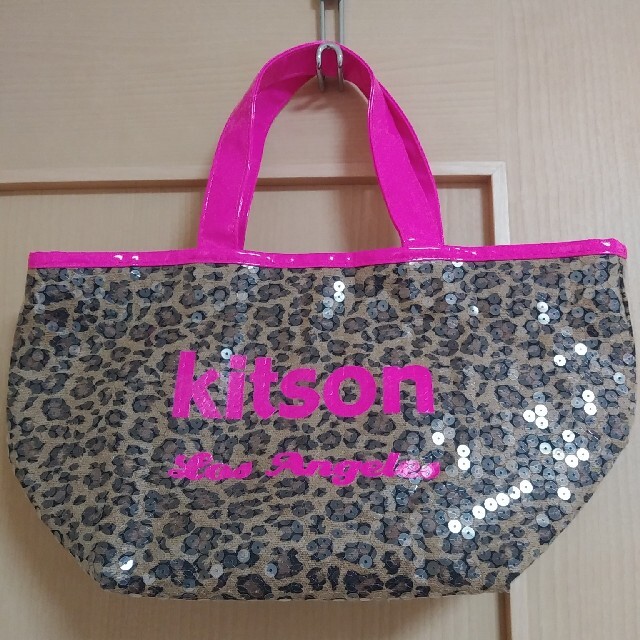 KITSON(キットソン)のkitson　バッグ レディースのバッグ(ハンドバッグ)の商品写真