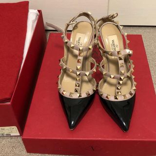 ヴァレンティノ(VALENTINO)の★Valentino★ヴァレンティノ ロックスタッズパンプス【34】(ハイヒール/パンプス)