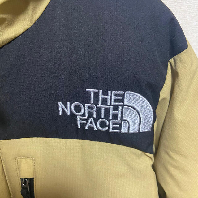 THE NORTH FACE(ザノースフェイス)のバルトロライトジャケット  ケルプタン　Sサイズ　2018年　一部汚れあり メンズのジャケット/アウター(ダウンジャケット)の商品写真