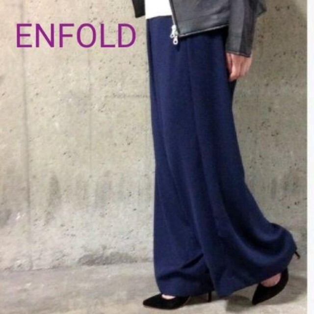 ENFOLD(エンフォルド)のエンフォルド ENFÖLD 38 ダークネイビー ワイドパンツ レディースのパンツ(カジュアルパンツ)の商品写真