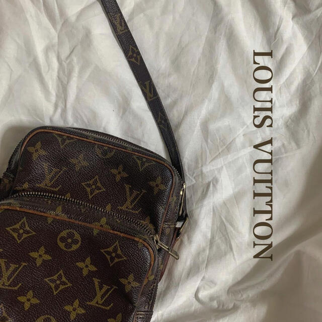 VUITTON ショルダーバッグ