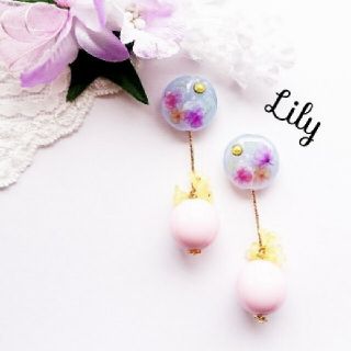 ハンドメイド 大ぶりピアス 大ぶりイヤリング フラワー レインボー(ピアス)