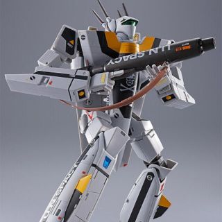 マクロス(macros)のDX超合金 初回限定版VF-1S バルキリー ロイ・フォッカースペシャル(アニメ/ゲーム)