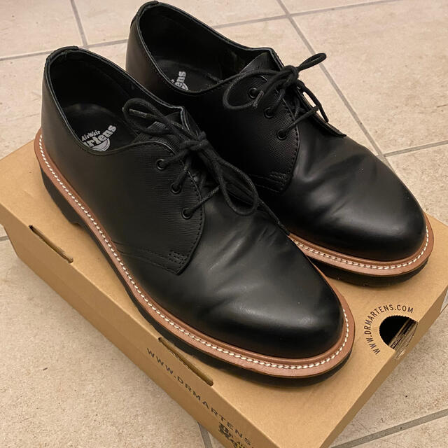 Dr.Martens ドクターマーチン 1461 straw black