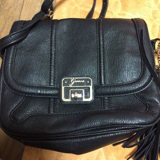 ゲス(GUESS)のGUESS ショルダーバッグ (ショルダーバッグ)