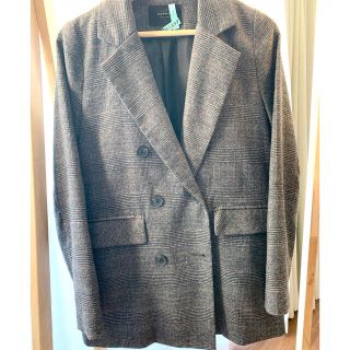 ザラ(ZARA)の【値下中】ダブルボタン　ジャケット(テーラードジャケット)