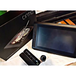 ワコム(Wacom)のWacom Cintiq 13HD DTK-1301(タブレット)