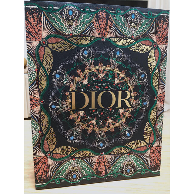 Christian Dior(クリスチャンディオール)の【abc様専用】Dior ディオール 紙袋 ショッパー 袋  リボン2本付き レディースのバッグ(ショップ袋)の商品写真