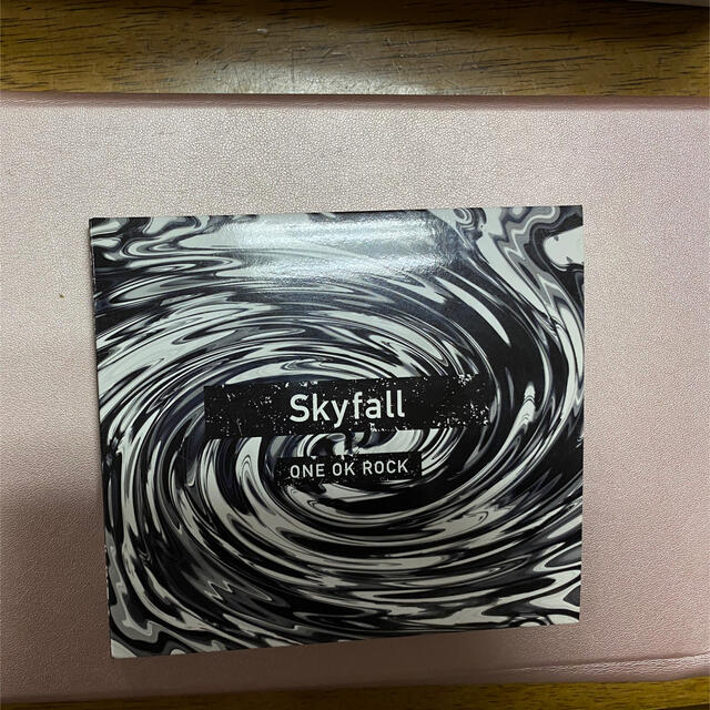 ワンオクロック　　skyfall CD 限定版