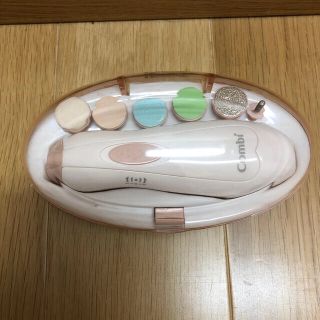 コンビ(combi)のコンビ　電動爪やすり(爪切り)