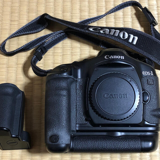 CANON EOS-1V