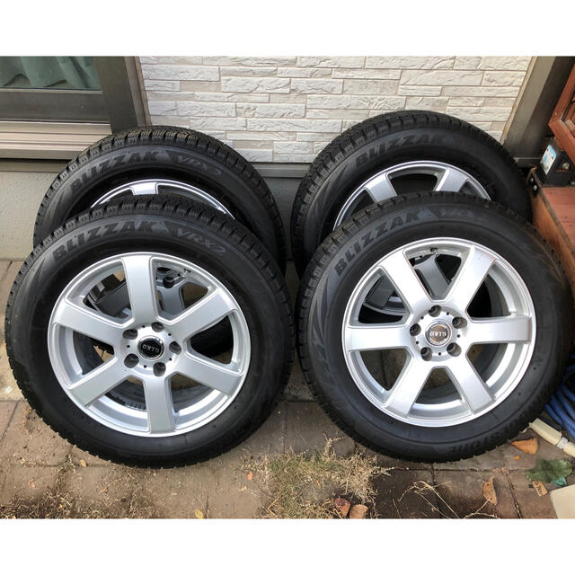 ブリヂストンVRX2 215/60R17 2018年後半製造ホイール付